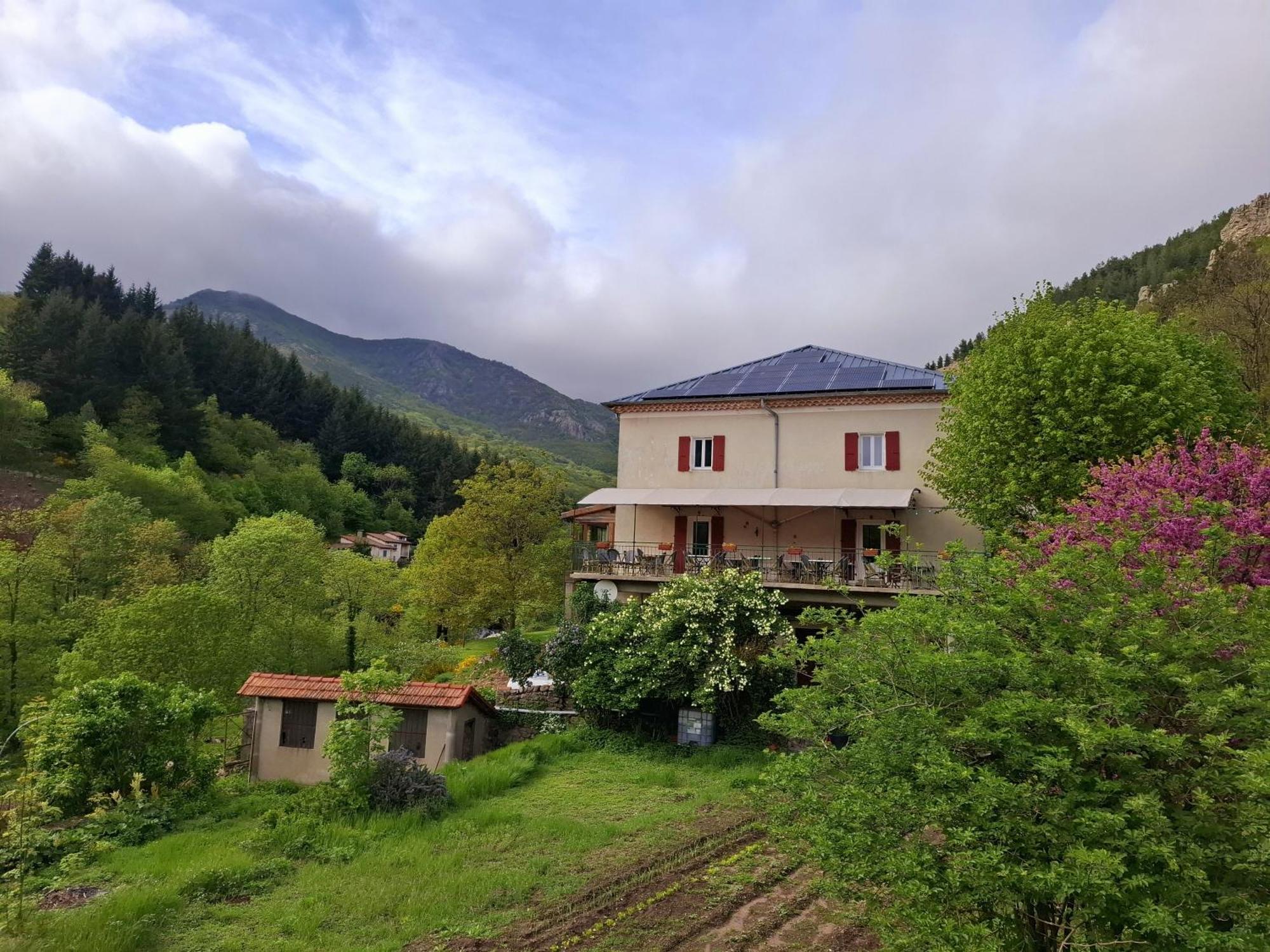 Auberge Arthea Laviolle Exteriér fotografie