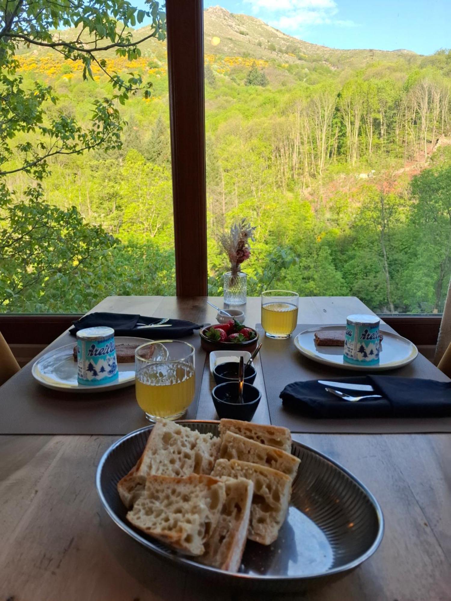 Auberge Arthea Laviolle Exteriér fotografie